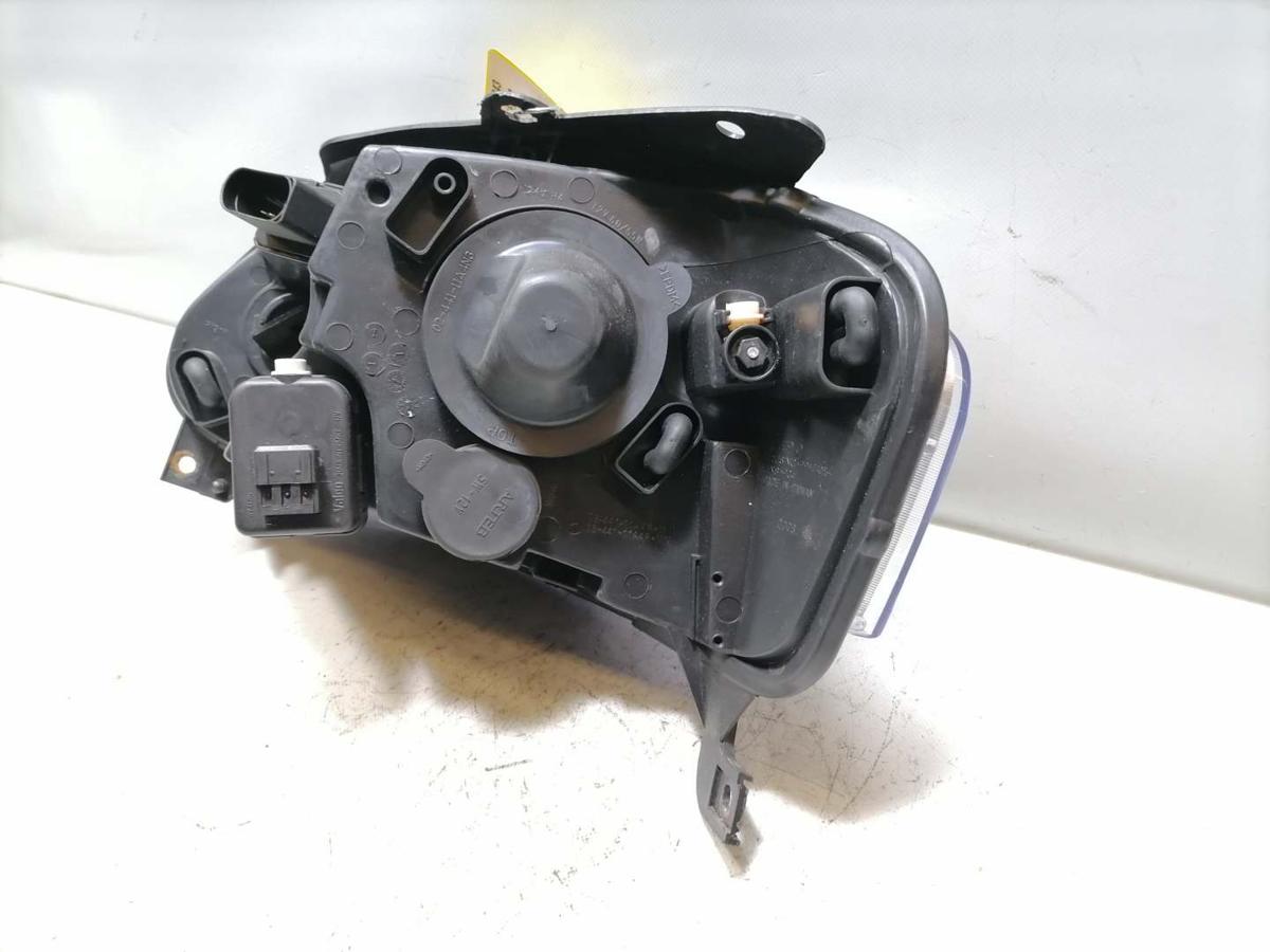 VW Fox Scheinwerfer vorn rechts Halogen Zubeh&ouml;r Bj.2009